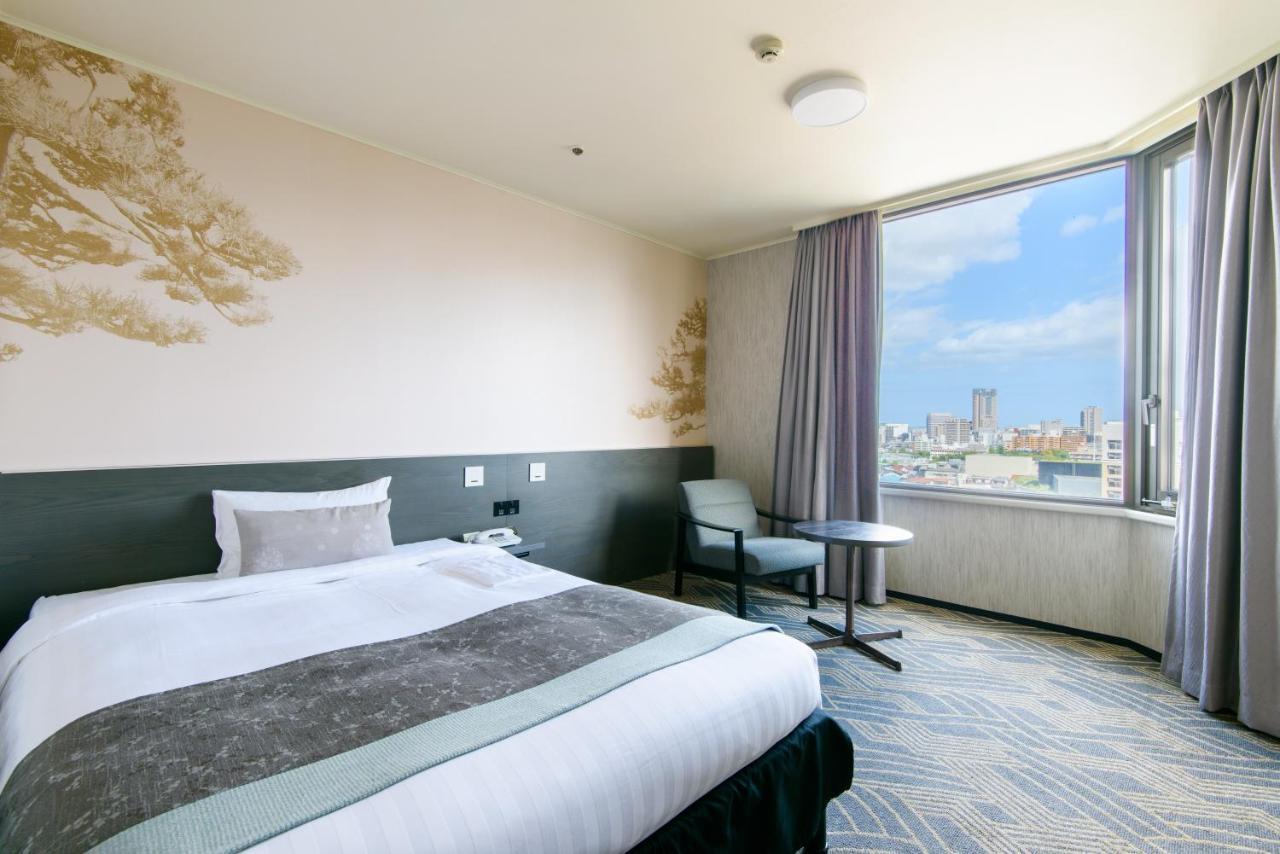 Kanazawa Tokyu Hotel Екстериор снимка