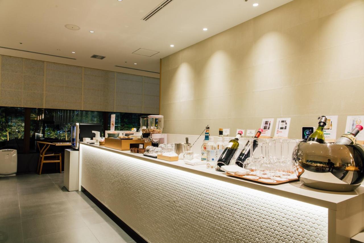 Kanazawa Tokyu Hotel Екстериор снимка The bar at the lounge