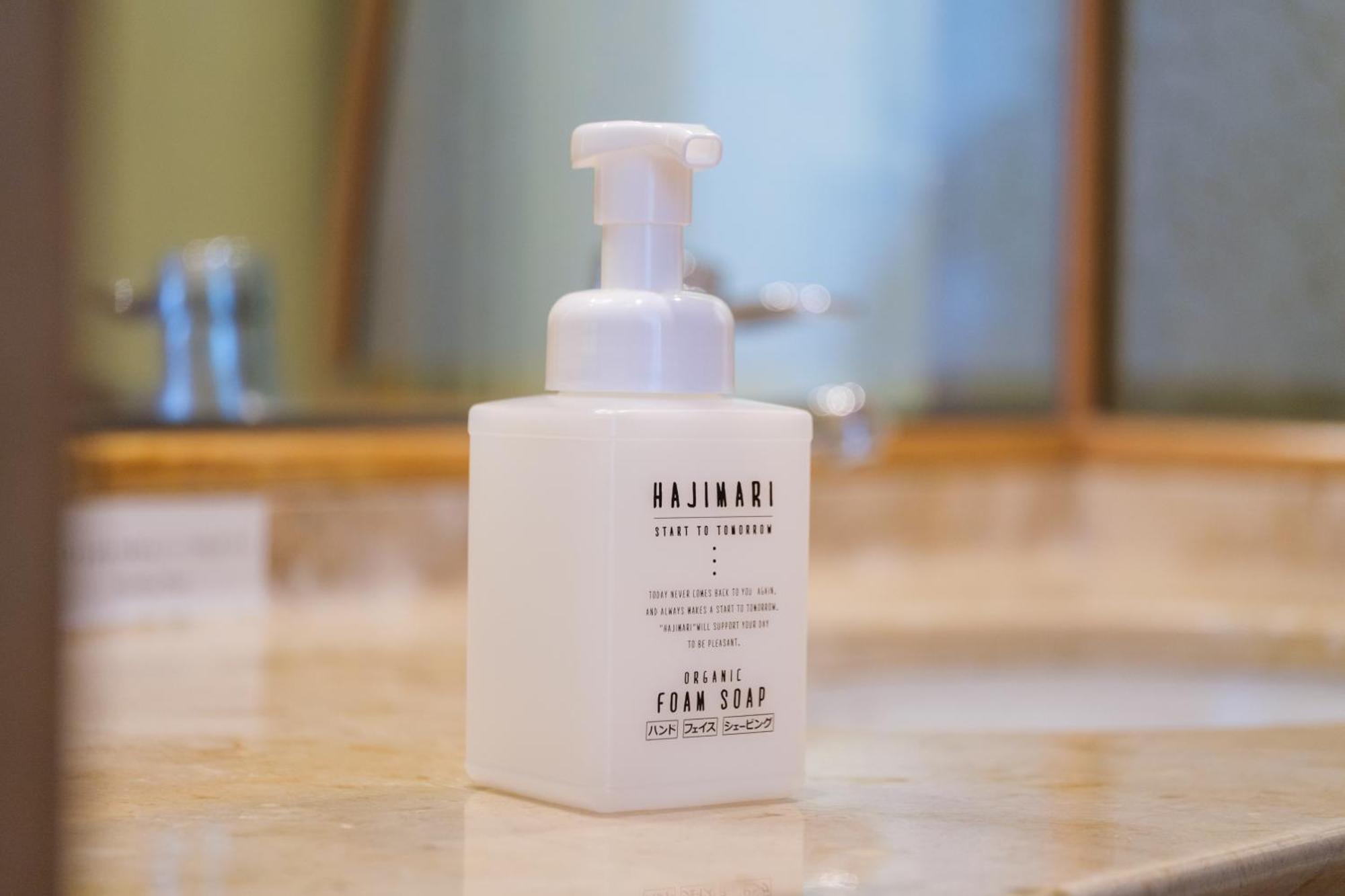 Kanazawa Tokyu Hotel Екстериор снимка A bottle of foaming soap